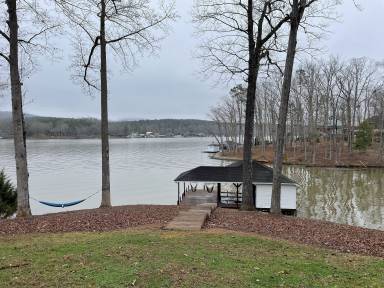 House Uwharrie