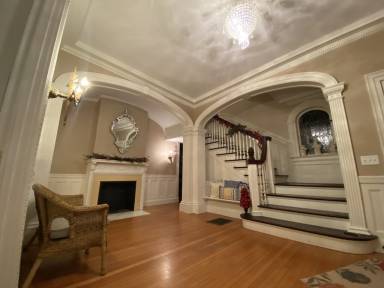 House Oswego