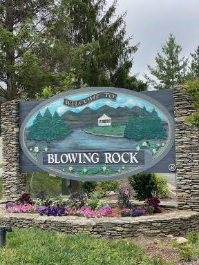 Cottage Blowing Rock