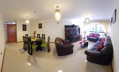 Apartament Urb los Marqueses
