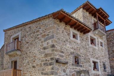 House Piedralaves