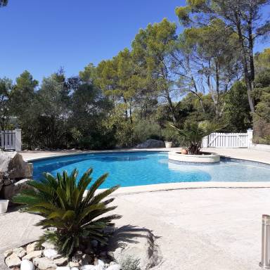 House Pool Entrecasteaux