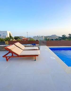 Villa Finikas