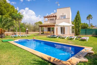 House Kitchen Cales de Mallorca