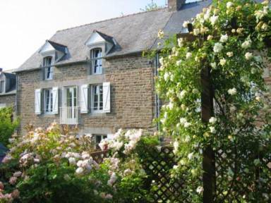 Optez pour une location bretonne typique à Pleudihen-sur-Rance - HomeToGo