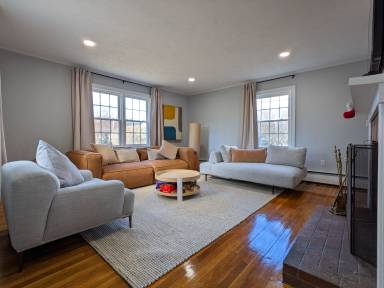 House Pet-friendly Woods Hole