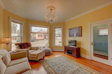 House Leadville