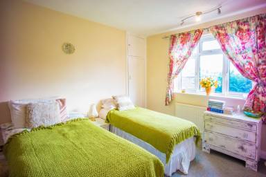 Private room Epsom and Ewell