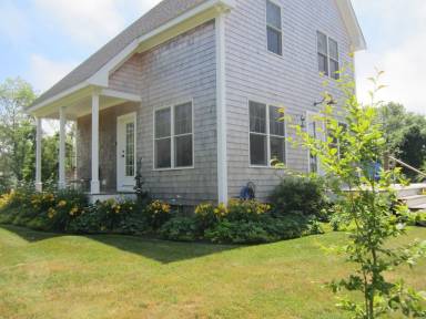 House Tiverton