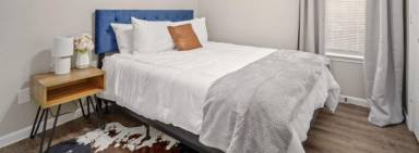 Apartment Coles Crossing