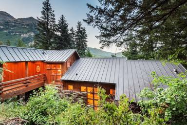 Cabin Sundance