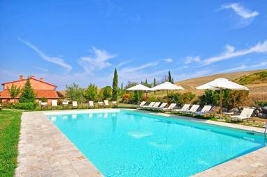 Una casa vacanze a Castiglione d'Orcia, roccaforte aldobrandesca - HomeToGo