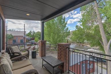 Condo Salida