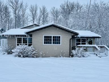 House Warroad