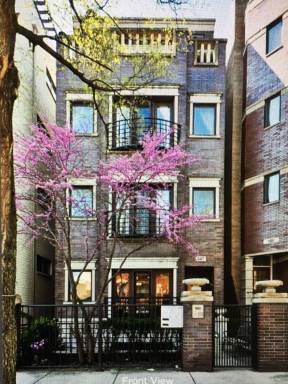 Condominio Noble Square