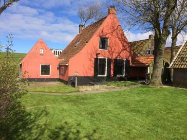 Cottage Yard Wierum