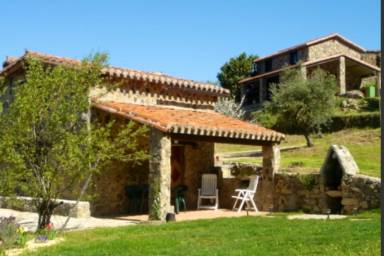 Casa Casas del Castañar
