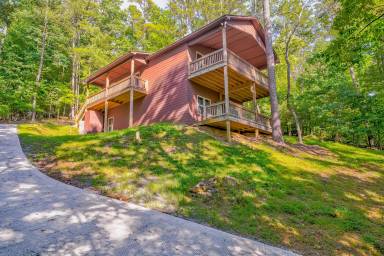 Cabin Fireplace Ellijay