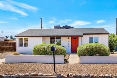 House Pet-friendly Sewell