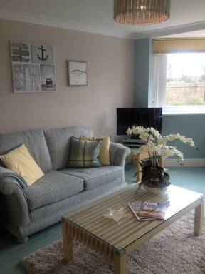 Apartment Lymington