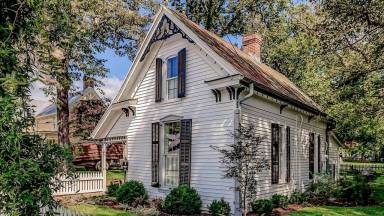 House Pet-friendly Leipers Fork