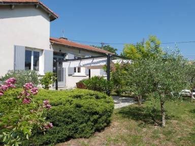 House Saint-Quentin-la-Poterie