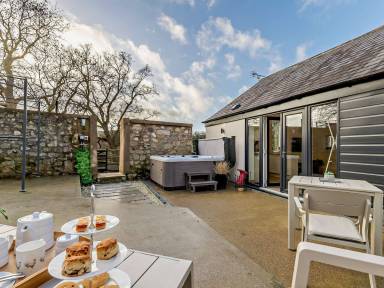House Pet-friendly Nannerch
