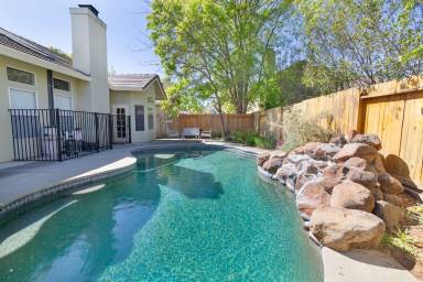 House Elk Grove