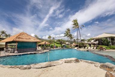 Condo Pool Hanamaulu
