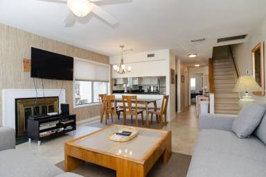 House Balcony/Patio Shell Island