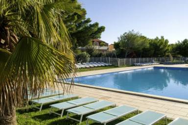 Locations et appartements de vacances à Martigues - HomeToGo