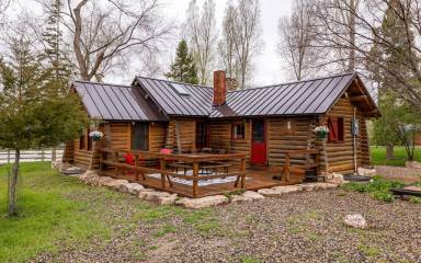 Cabin Fireplace Greybull