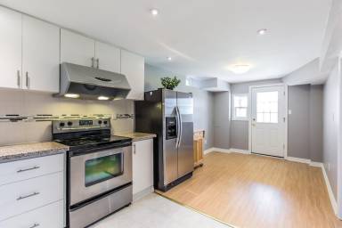 Apartment Richmond Hill