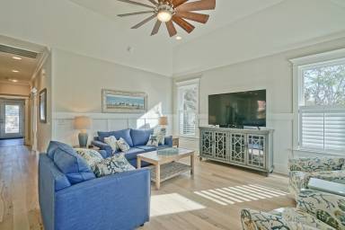 House Oak Island