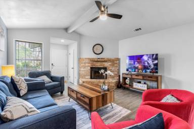 House Pflugerville