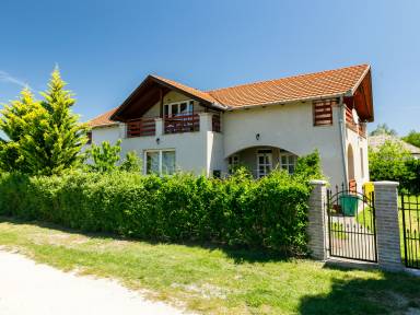 Ferienwohnung Balatonfenyves