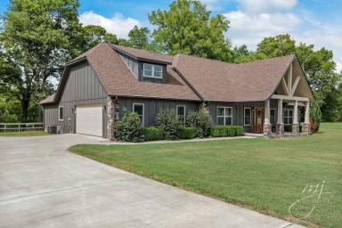 House Bull Shoals