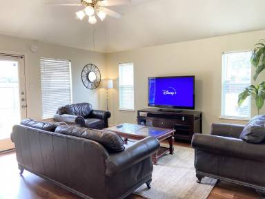 Vacation homes in "Baytown TX." - HomeToGo