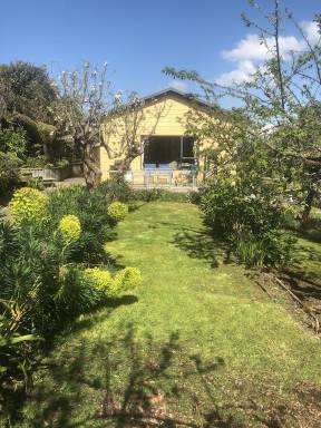 Cottage Pool Riwaka