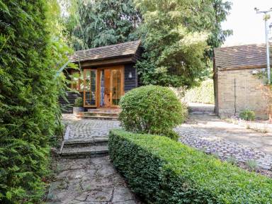 Cottage Orpington
