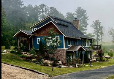 House Weaverville