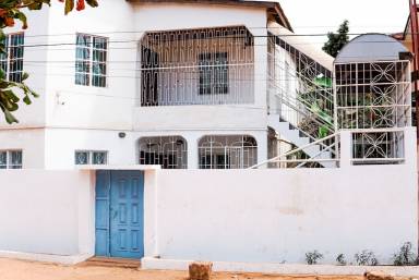 House Internet Bakau