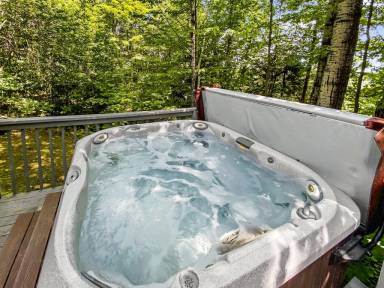 Hit the slopes with a vacation rental in Ludlow, Vermont - HomeToGo