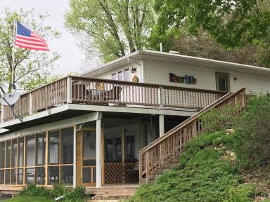 House Ferryville