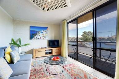 Apartment Balcony Glenelg