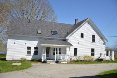 House Pet-friendly Spruce Head