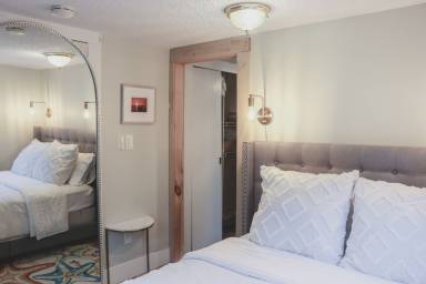Apartment Endicott College