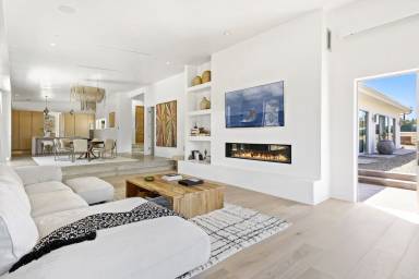 House Pet-friendly Paradise Cove Beach