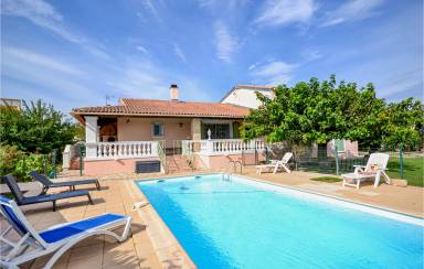 Maison de vacances Uchaud
