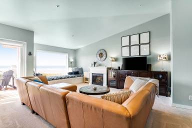 Condo Ocean Shores